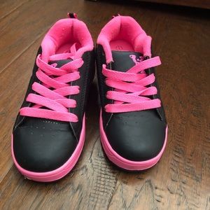 Side walk sports roller shoes